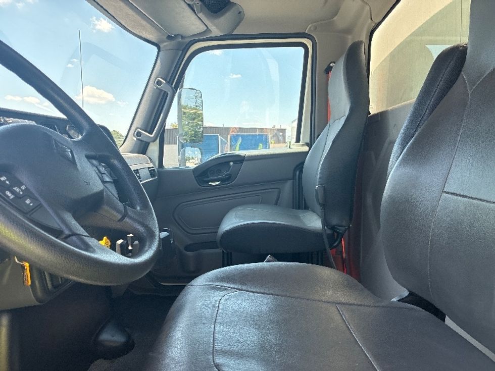 Medium Duty Box Truck-Light and Medium Duty Trucks-International-2020-MV607-Greenville-SC-24,249\n\t\tmiles-$ 62,500 - Image 18