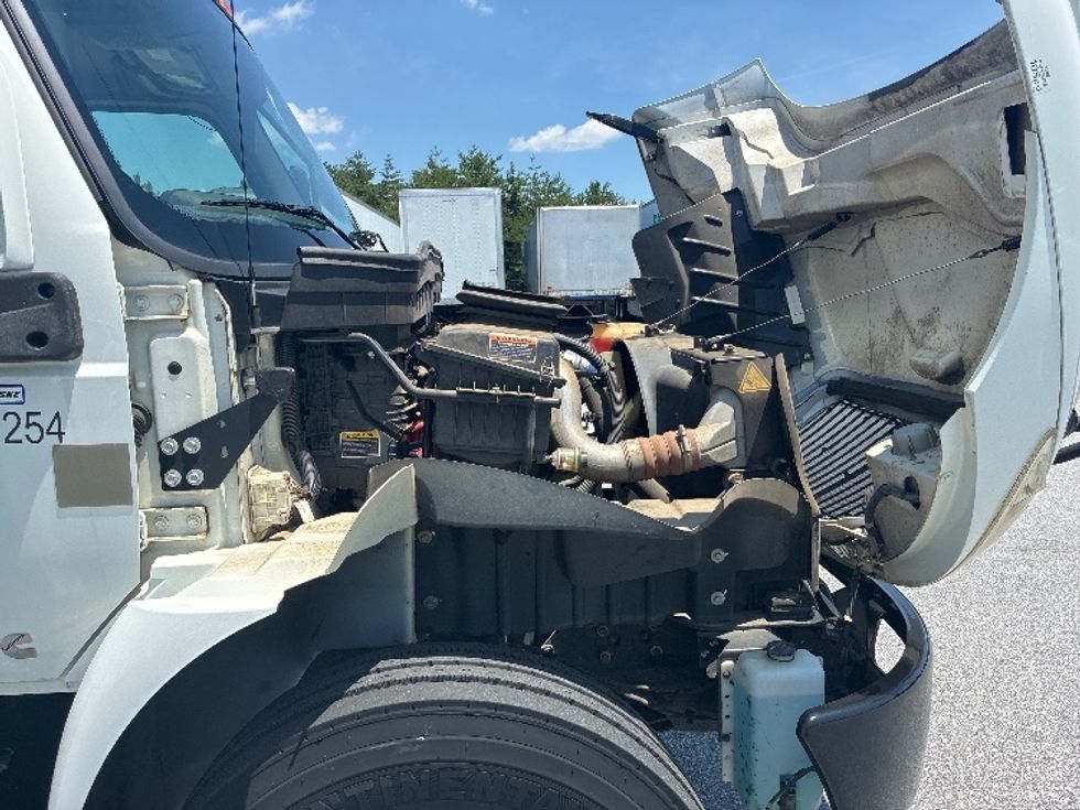Medium Duty Box Truck-Light and Medium Duty Trucks-International-2020-MV607-Greenville-SC-24,249\n\t\tmiles-$ 62,500 - Image 22