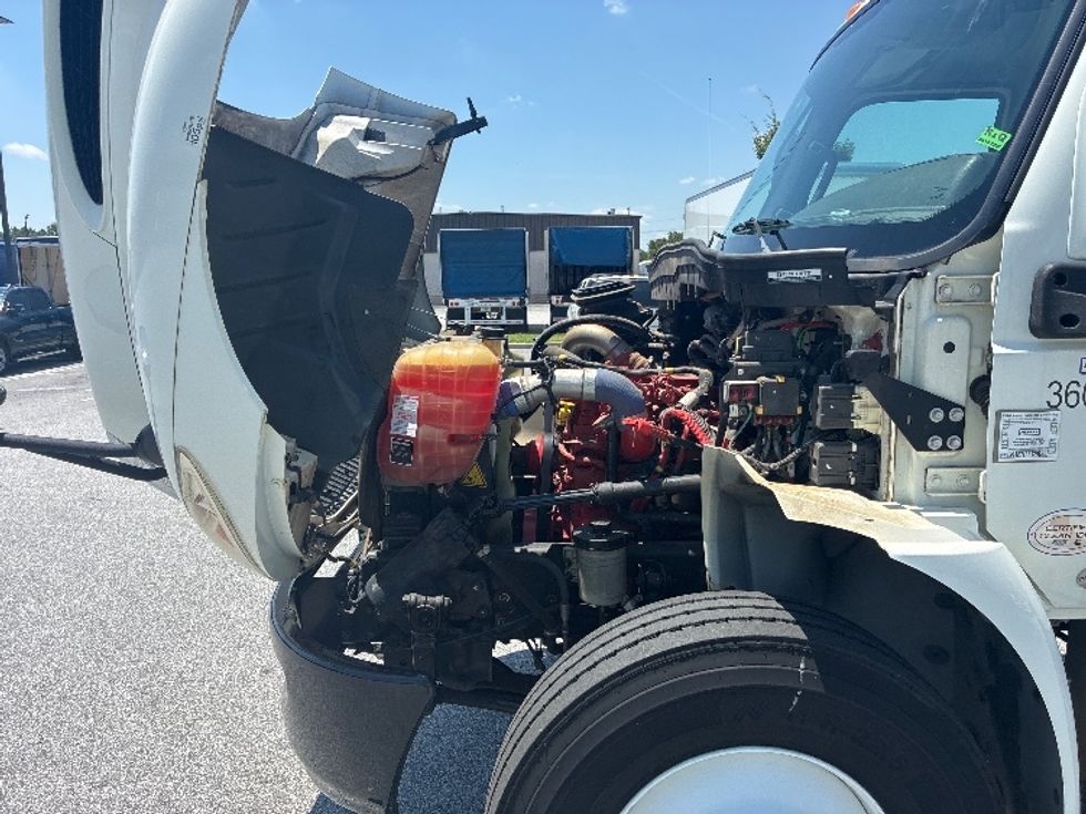 Medium Duty Box Truck-Light and Medium Duty Trucks-International-2020-MV607-Greenville-SC-24,249\n\t\tmiles-$ 62,500 - Image 23