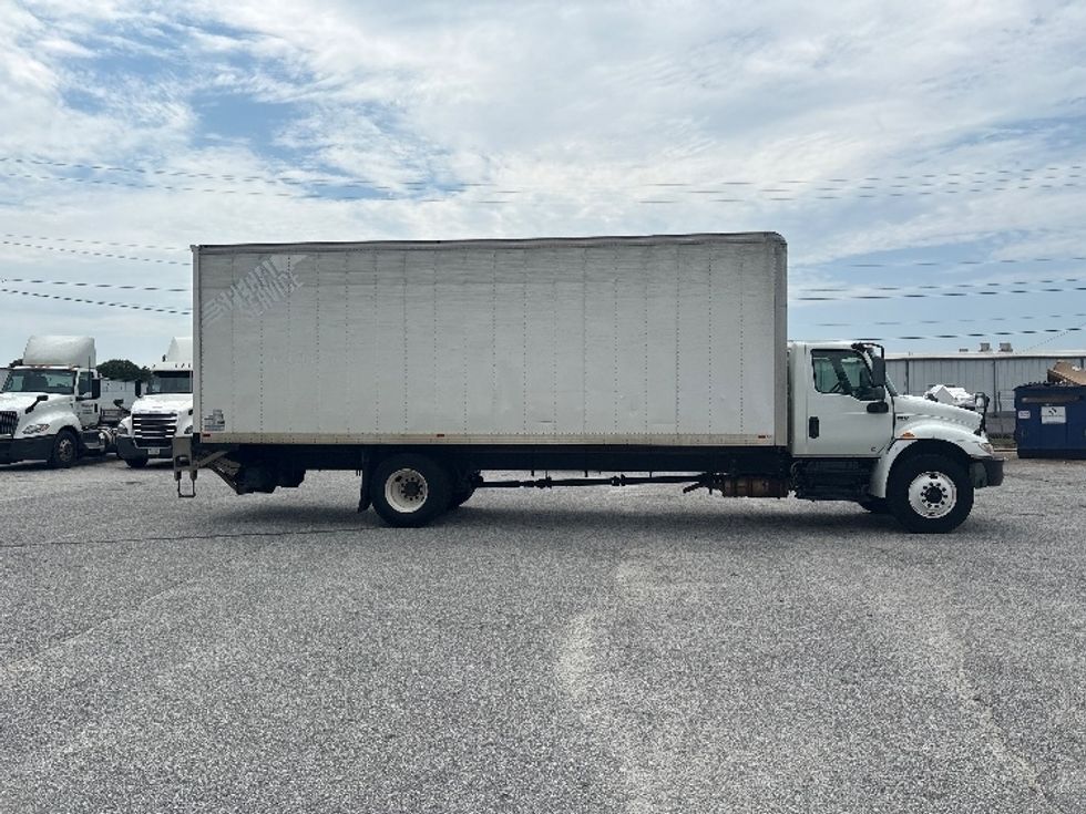 Medium Duty Box Truck-Light and Medium Duty Trucks-International-2020-MV607-Greer-SC-241,659\n\t\tmiles-$ 45,500 - Image 15
