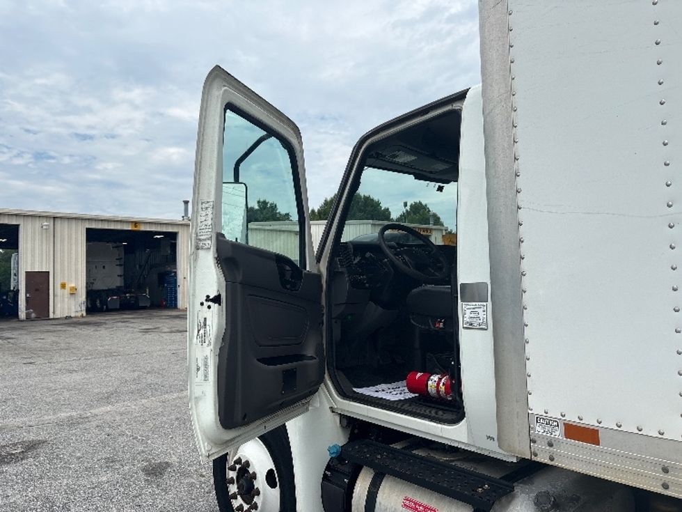 Medium Duty Box Truck-Light and Medium Duty Trucks-International-2020-MV607-Greer-SC-241,659\n\t\tmiles-$ 45,500 - Image 16