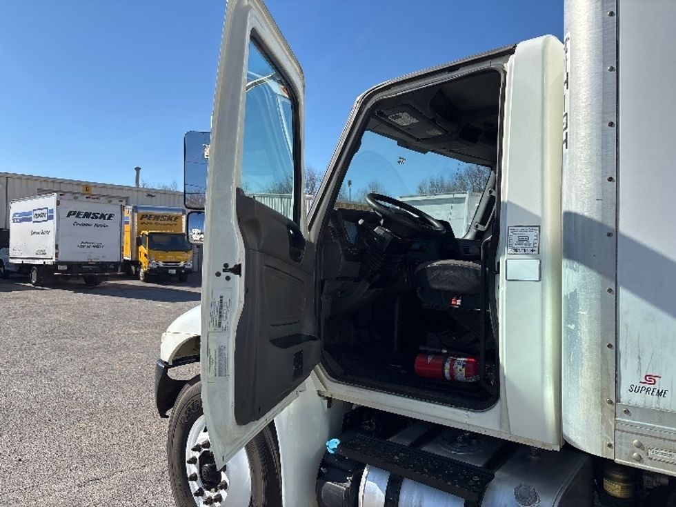 Medium Duty Box Truck-Light and Medium Duty Trucks-International-2020-MV607-Greer-SC-251,034\n\t\tmiles-$ 38,750 - Image 17