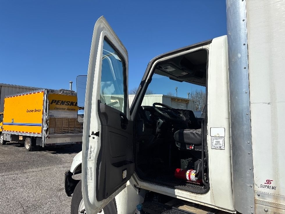 Medium Duty Box Truck-Light and Medium Duty Trucks-International-2020-MV607-Greer-SC-258,796\n\t\tmiles-$ 37,500 - Image 16