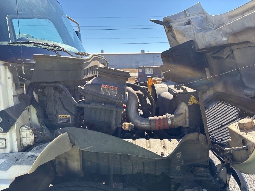 Medium Duty Box Truck-Light and Medium Duty Trucks-International-2020-MV607-Greer-SC-258,796\n\t\tmiles-$ 37,500 - Image 23