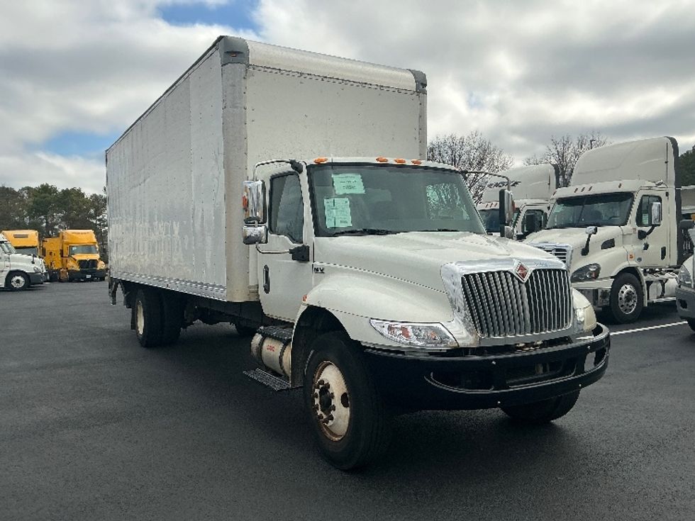 Medium Duty Box Truck-Light and Medium Duty Trucks-International-2020-MV607-Greer-SC-258,993\n\t\tmiles-$ 37,500 - Image 1