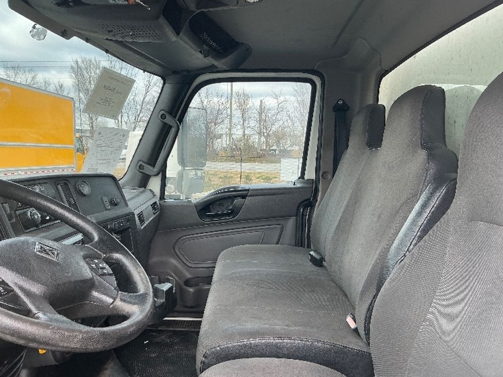 Medium Duty Box Truck-Light and Medium Duty Trucks-International-2020-MV607-Greer-SC-258,993\n\t\tmiles-$ 37,500 - Image 19
