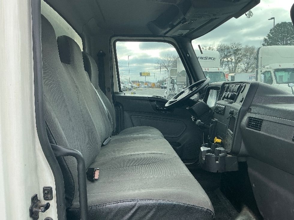 Medium Duty Box Truck-Light and Medium Duty Trucks-International-2020-MV607-Greer-SC-258,993\n\t\tmiles-$ 37,500 - Image 22
