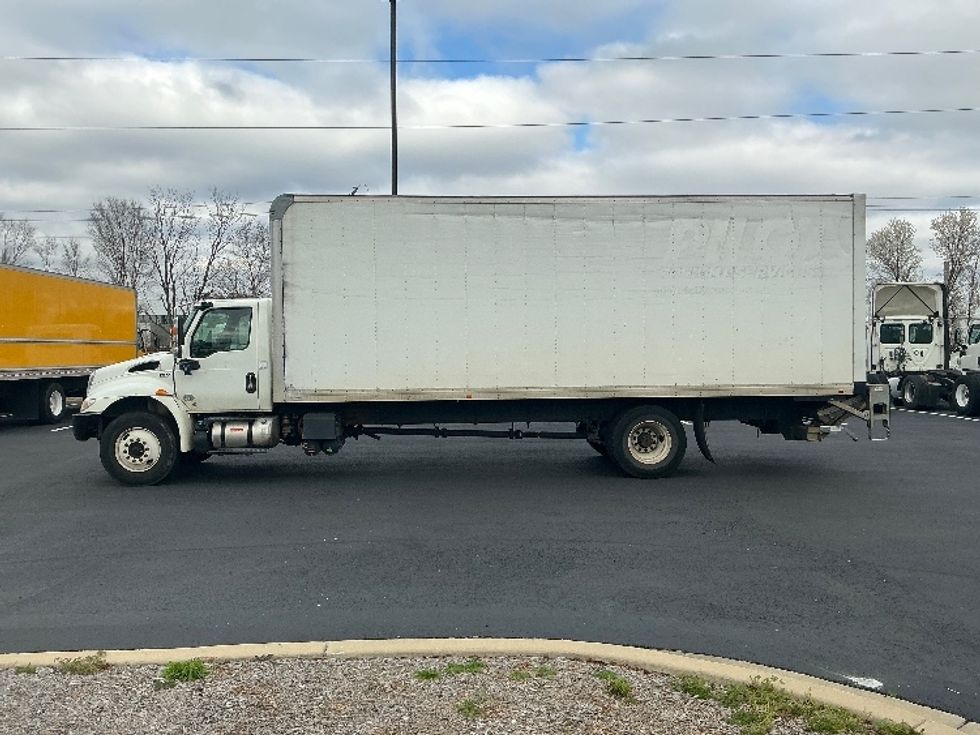 Medium Duty Box Truck-Light and Medium Duty Trucks-International-2020-MV607-Greer-SC-258,993\n\t\tmiles-$ 37,500 - Image 4