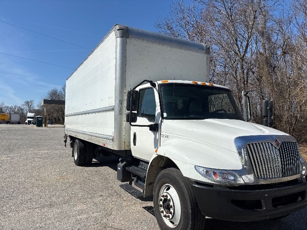 Medium Duty Box Truck-Light and Medium Duty Trucks-International-2020-MV607-Greer-SC-263,601\n\t\tmiles-$ 36,750 - Image 1