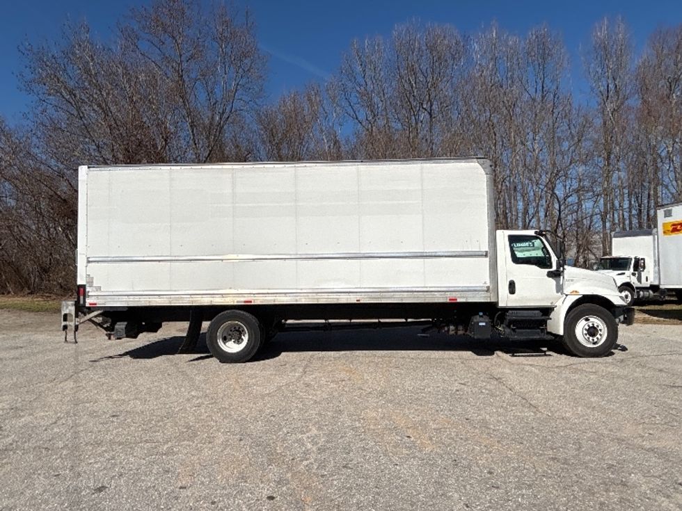 Medium Duty Box Truck-Light and Medium Duty Trucks-International-2020-MV607-Greer-SC-263,601\n\t\tmiles-$ 36,750 - Image 15