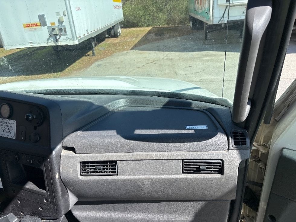 Medium Duty Box Truck-Light and Medium Duty Trucks-International-2020-MV607-Greer-SC-263,601\n\t\tmiles-$ 36,750 - Image 19