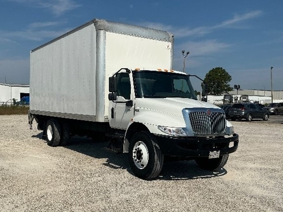 Medium Duty Box Truck-Light and Medium Duty Trucks-International-2020-MV607-Gulfport-MS-110,371\n\t\tmiles-$ 51,500 - Image 1