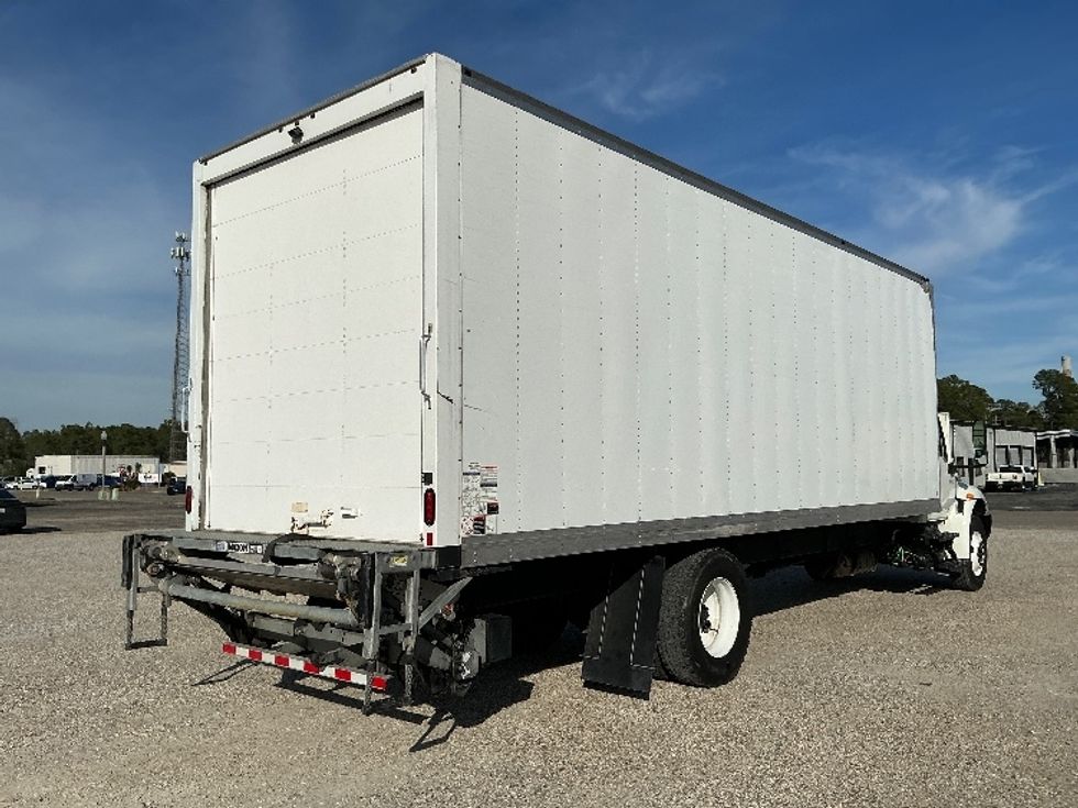 Medium Duty Box Truck-Light and Medium Duty Trucks-International-2020-MV607-Gulfport-MS-118,981\n\t\tmiles-$ 57,750 - Image 13