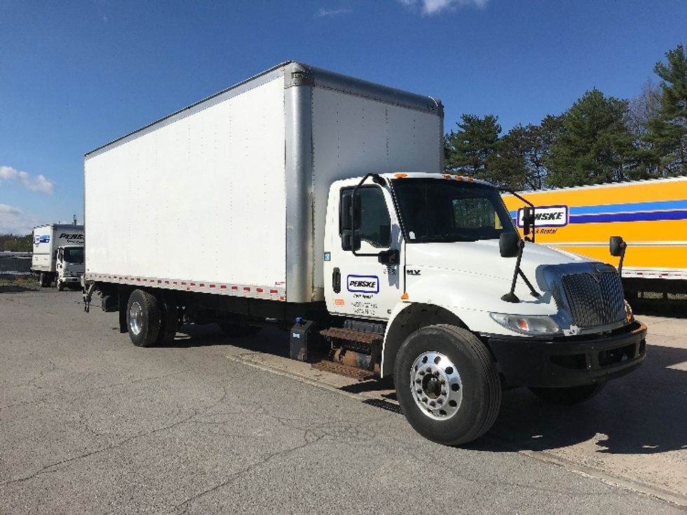 Medium Duty Box Truck-Light and Medium Duty Trucks-International-2020-MV607-Hagerstown-MD-206,805\n\t\tmiles-$ 39,500 - Image 1