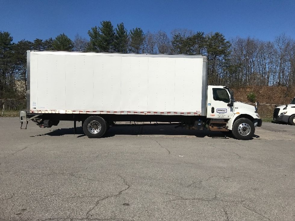 Medium Duty Box Truck-Light and Medium Duty Trucks-International-2020-MV607-Hagerstown-MD-206,805\n\t\tmiles-$ 39,500 - Image 14