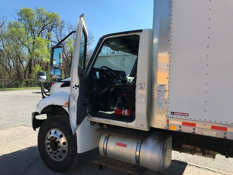 Medium Duty Box Truck-Light and Medium Duty Trucks-International-2020-MV607-Hagerstown-MD-206,805\n\t\tmiles-$ 39,500 - Image 15