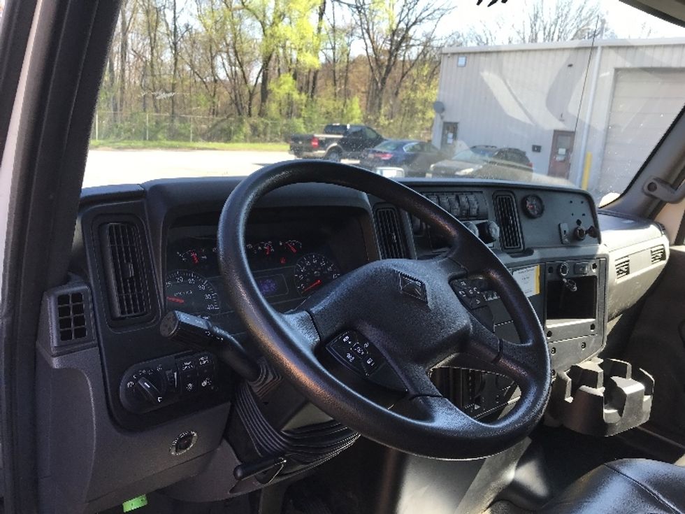 Medium Duty Box Truck-Light and Medium Duty Trucks-International-2020-MV607-Hagerstown-MD-206,805\n\t\tmiles-$ 39,500 - Image 16