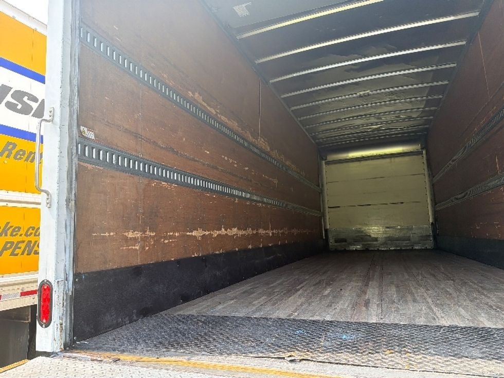 Medium Duty Box Truck-Light and Medium Duty Trucks-International-2020-MV607-Hammond-LA-102,831\n\t\tmiles-$ 64,500 - Image 10
