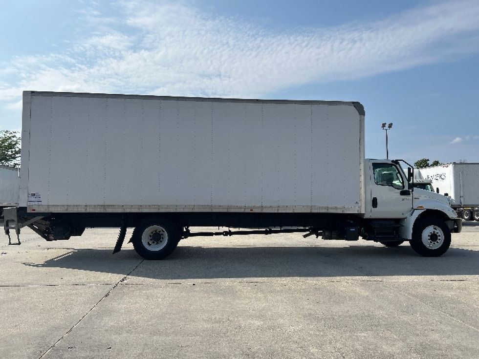 Medium Duty Box Truck-Light and Medium Duty Trucks-International-2020-MV607-Hammond-LA-102,831\n\t\tmiles-$ 64,500 - Image 14
