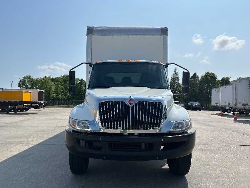 Medium Duty Box Truck-Light and Medium Duty Trucks-International-2020-MV607-Hammond-LA-102,831\n\t\tmiles-$ 64,500 - Image 2