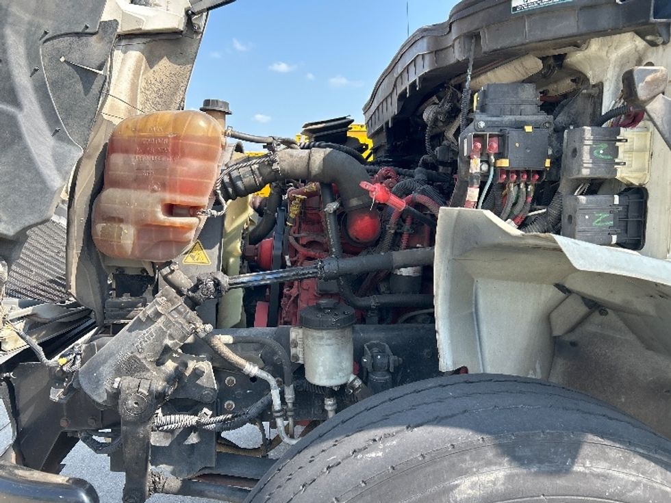 Medium Duty Box Truck-Light and Medium Duty Trucks-International-2020-MV607-Hammond-LA-102,831\n\t\tmiles-$ 64,500 - Image 23