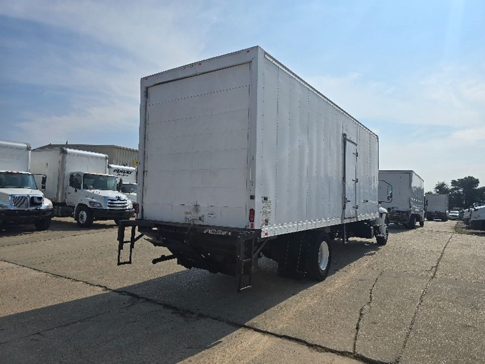 Medium Duty Box Truck-Light and Medium Duty Trucks-International-2020-MV607-Hammond-LA-103,420\n\t\tmiles-$ 62,250 - Image 13