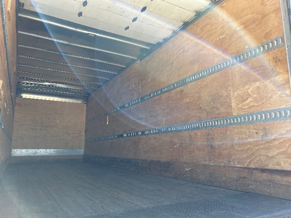 Medium Duty Box Truck-Light and Medium Duty Trucks-International-2020-MV607-Hammond-LA-125,023\n\t\tmiles-$ 64,500 - Image 12