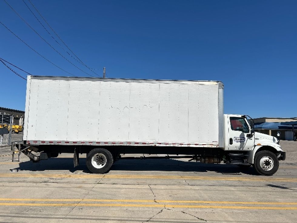 Medium Duty Box Truck-Light and Medium Duty Trucks-International-2020-MV607-Hammond-LA-125,023\n\t\tmiles-$ 64,500 - Image 15