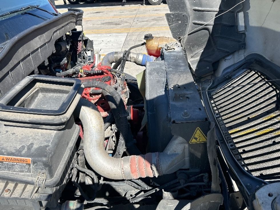 Medium Duty Box Truck-Light and Medium Duty Trucks-International-2020-MV607-Hammond-LA-125,023\n\t\tmiles-$ 64,500 - Image 23