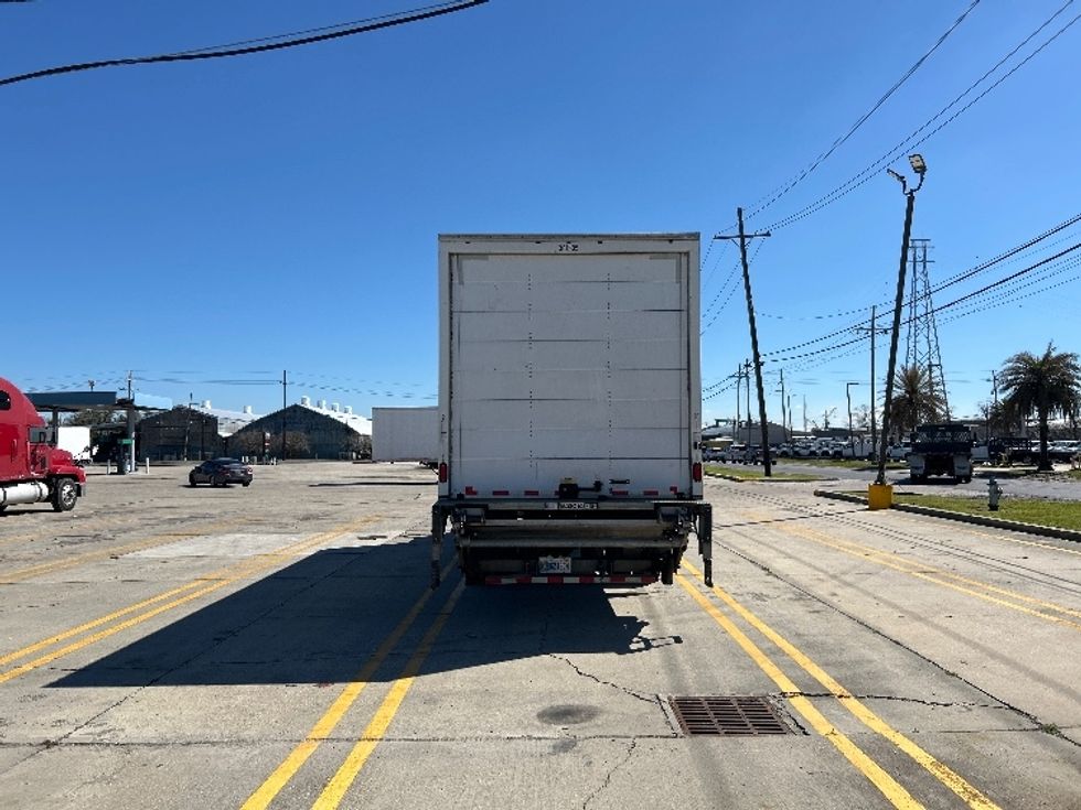 Medium Duty Box Truck-Light and Medium Duty Trucks-International-2020-MV607-Hammond-LA-125,023\n\t\tmiles-$ 64,500 - Image 7