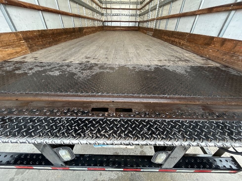 Medium Duty Box Truck-Light and Medium Duty Trucks-International-2020-MV607-Hammond-LA-131,843\n\t\tmiles-$ 53,000 - Image 10