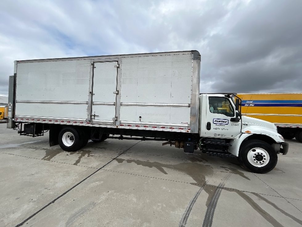 Medium Duty Box Truck-Light and Medium Duty Trucks-International-2020-MV607-Hammond-LA-131,843\n\t\tmiles-$ 53,000 - Image 15