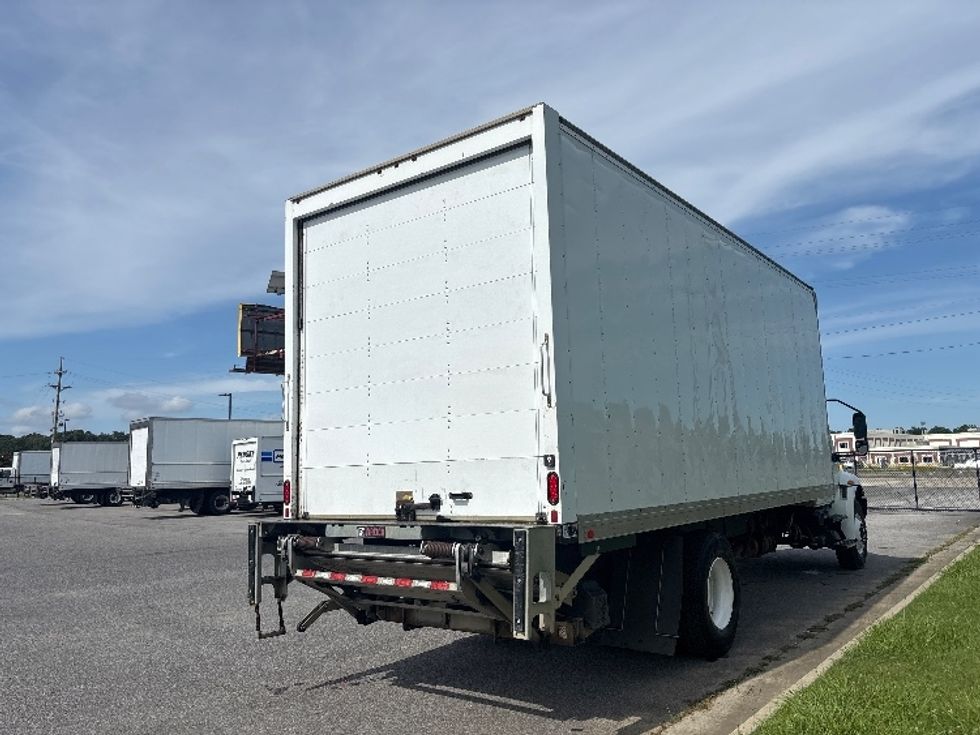 Medium Duty Box Truck-Light and Medium Duty Trucks-International-2020-MV607-Hammond-LA-180,600\n\t\tmiles-$ 44,000 - Image 13