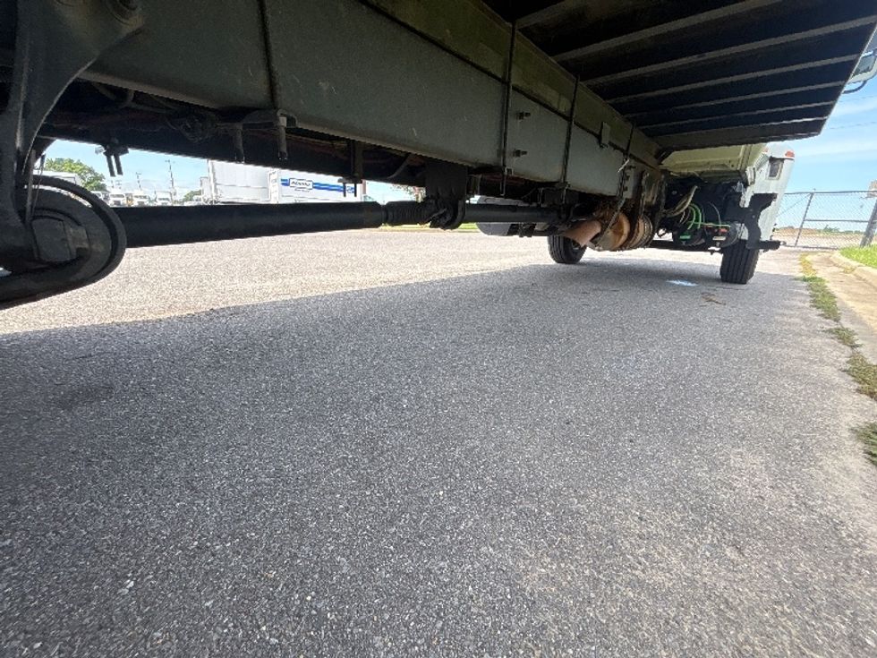 Medium Duty Box Truck-Light and Medium Duty Trucks-International-2020-MV607-Hammond-LA-180,600\n\t\tmiles-$ 44,000 - Image 14