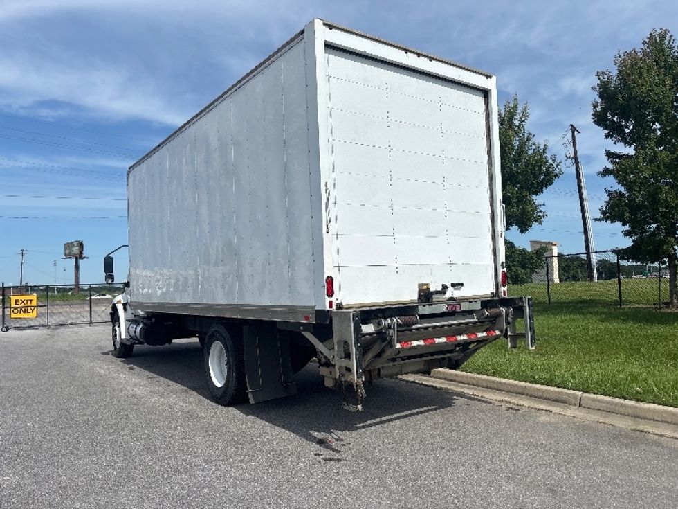 Medium Duty Box Truck-Light and Medium Duty Trucks-International-2020-MV607-Hammond-LA-180,600\n\t\tmiles-$ 44,000 - Image 6