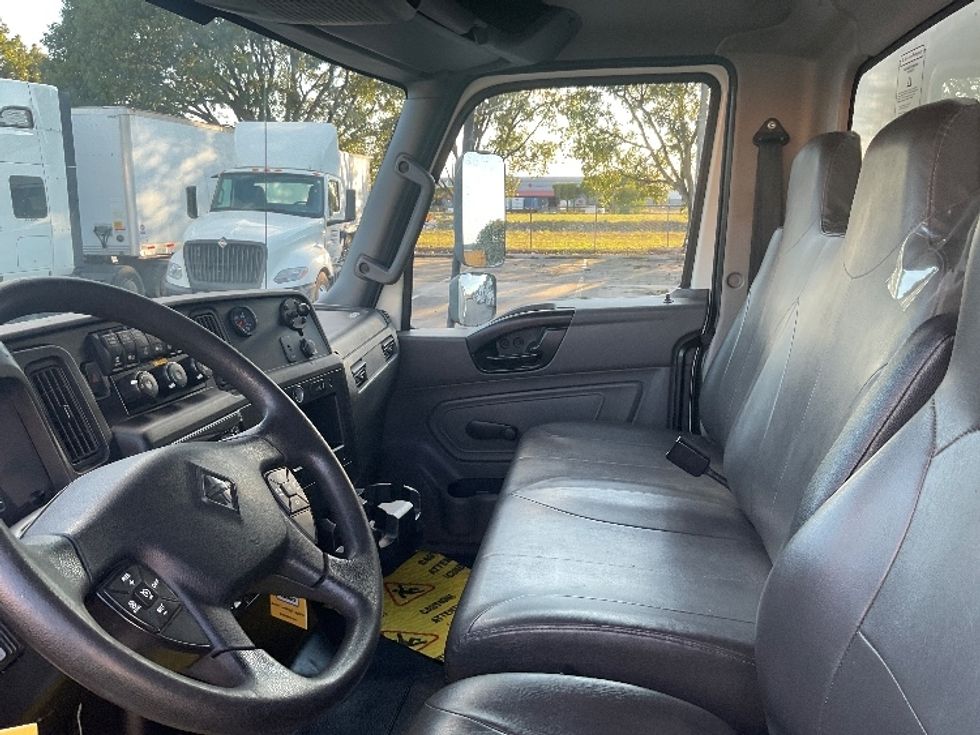 Medium Duty Box Truck-Light and Medium Duty Trucks-International-2020-MV607-Harahan-LA-259,327\n\t\tmiles-$ 37,500 - Image 19
