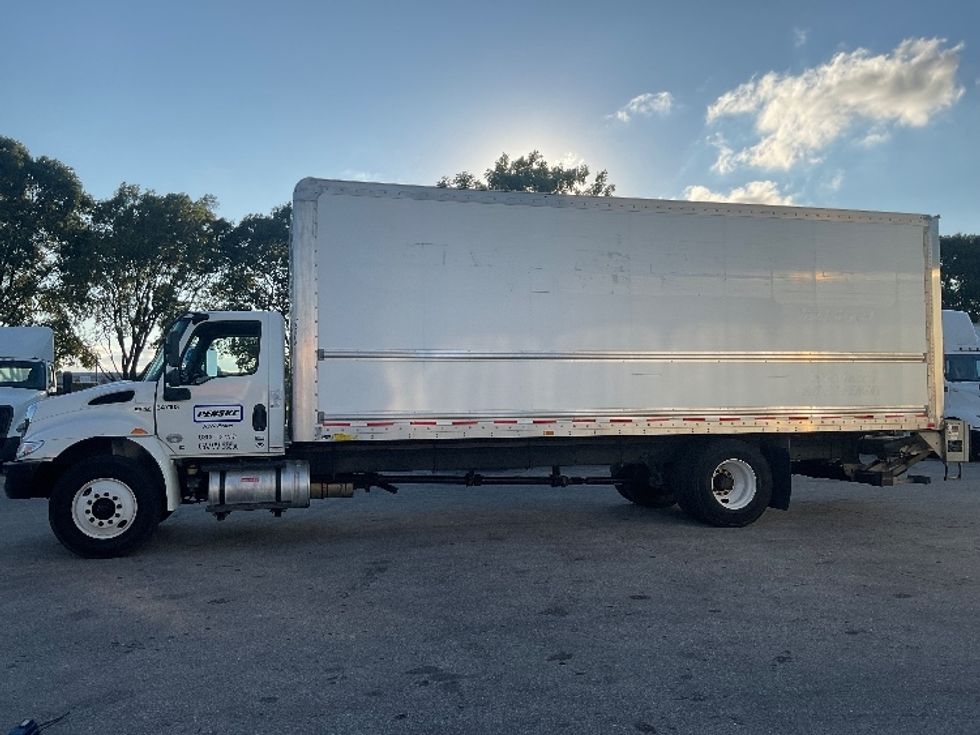 Medium Duty Box Truck-Light and Medium Duty Trucks-International-2020-MV607-Harahan-LA-259,327\n\t\tmiles-$ 37,500 - Image 4