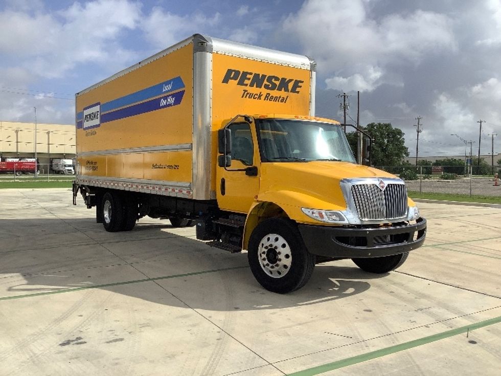 Medium Duty Box Truck-Light and Medium Duty Trucks-International-2020-MV607-Harlingen-TX-203,973\n\t\tmiles-$ 43,750 - Image 1