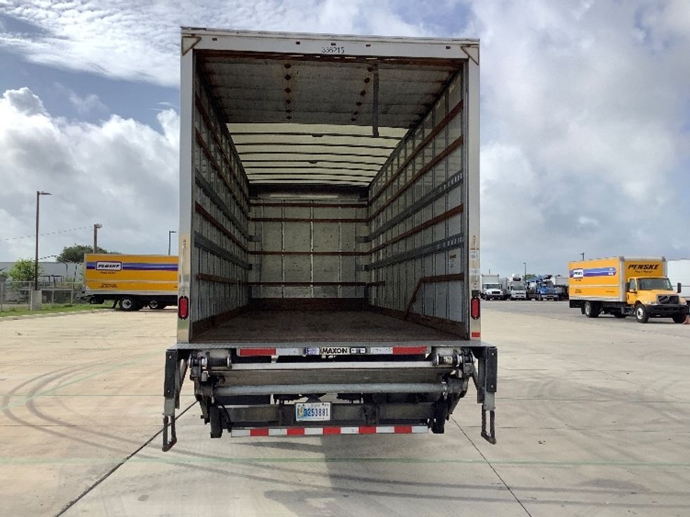 Medium Duty Box Truck-Light and Medium Duty Trucks-International-2020-MV607-Harlingen-TX-203,973\n\t\tmiles-$ 43,750 - Image 8