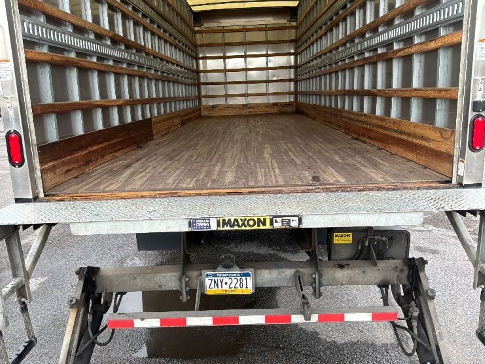 Medium Duty Box Truck-Light and Medium Duty Trucks-International-2020-MV607-Harrisburg-PA-114,418\n\t\tmiles-$ 57,000 - Image 10