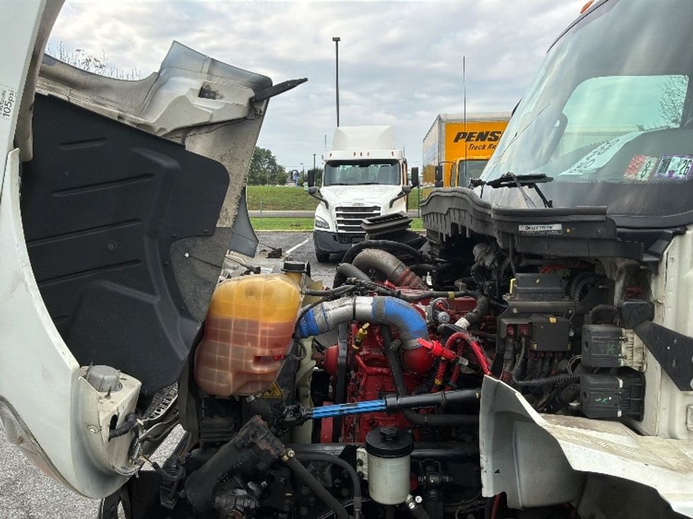Medium Duty Box Truck-Light and Medium Duty Trucks-International-2020-MV607-Harrisburg-PA-114,418\n\t\tmiles-$ 57,000 - Image 24