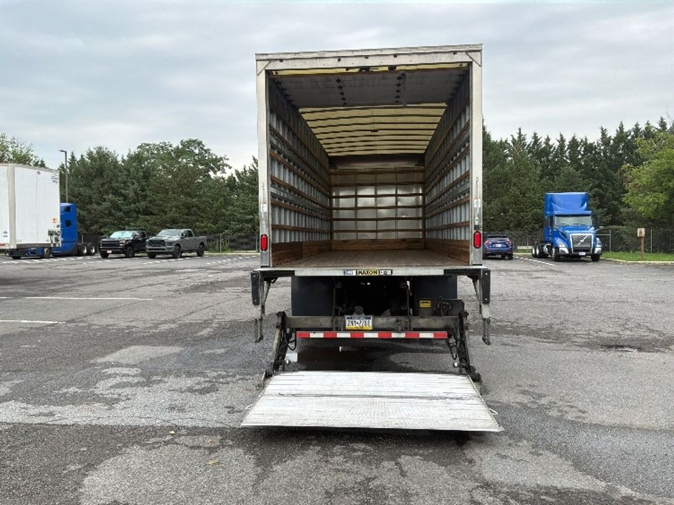 Medium Duty Box Truck-Light and Medium Duty Trucks-International-2020-MV607-Harrisburg-PA-114,418\n\t\tmiles-$ 57,000 - Image 9