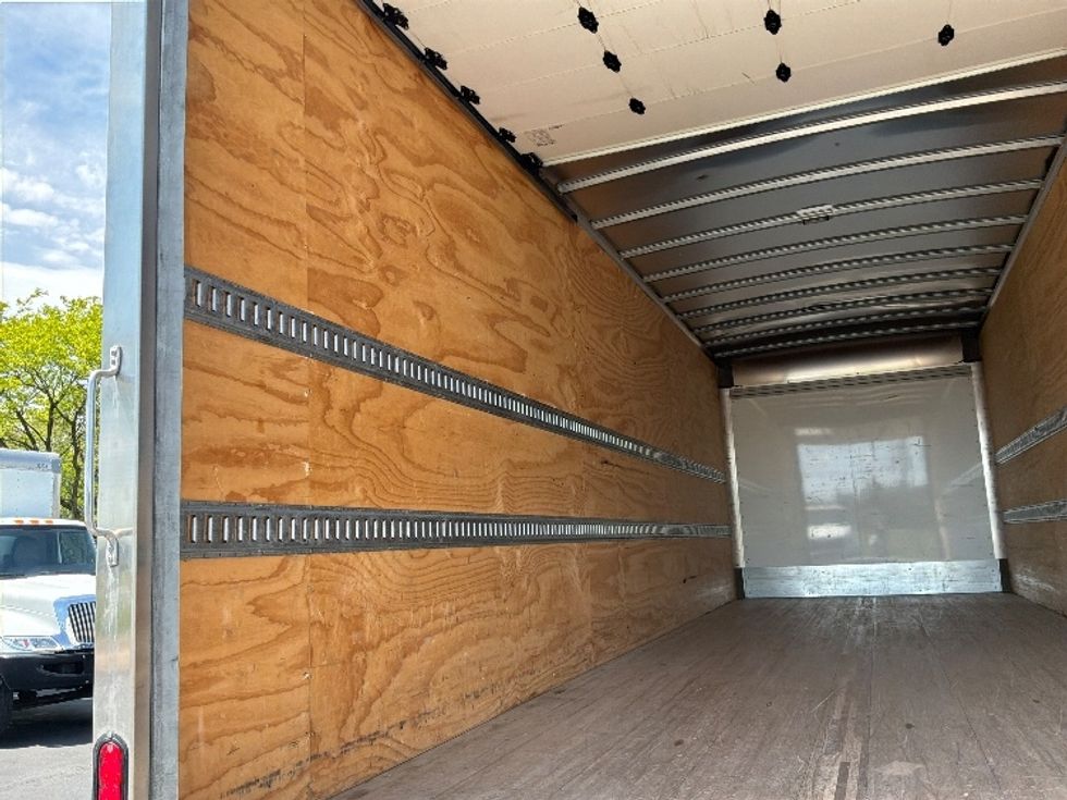 Medium Duty Box Truck-Light and Medium Duty Trucks-International-2020-MV607-Harrisburg-PA-138,246\n\t\tmiles-$ 59,000 - Image 11