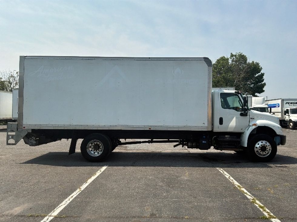 Medium Duty Box Truck-Light and Medium Duty Trucks-International-2020-MV607-Harrisburg-PA-145,400\n\t\tmiles-$ 45,500 - Image 15