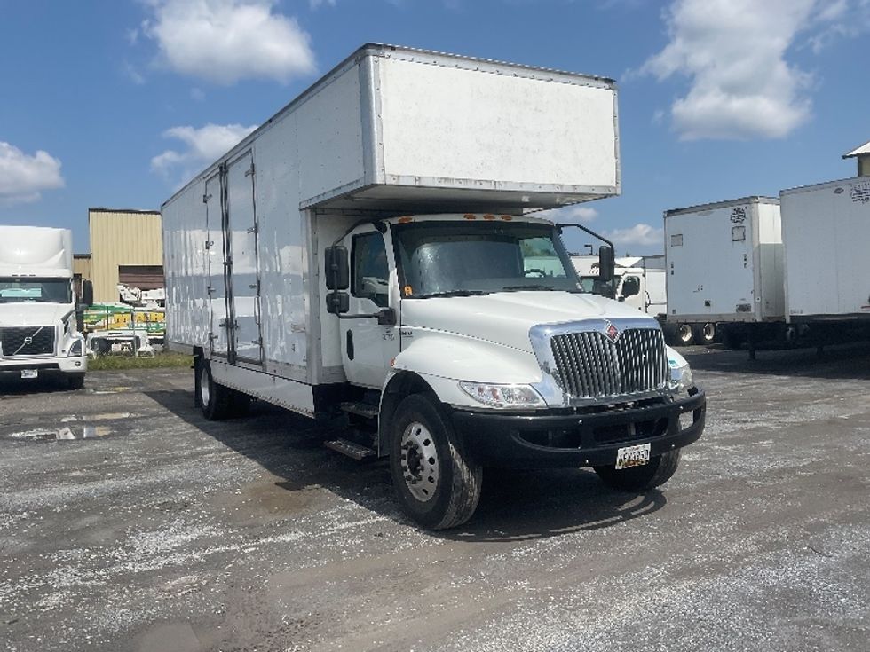 Medium Duty Box Truck-Light and Medium Duty Trucks-International-2020-MV607-Harrisburg-PA-157,159\n\t\tmiles-$ 54,750 - Image 1