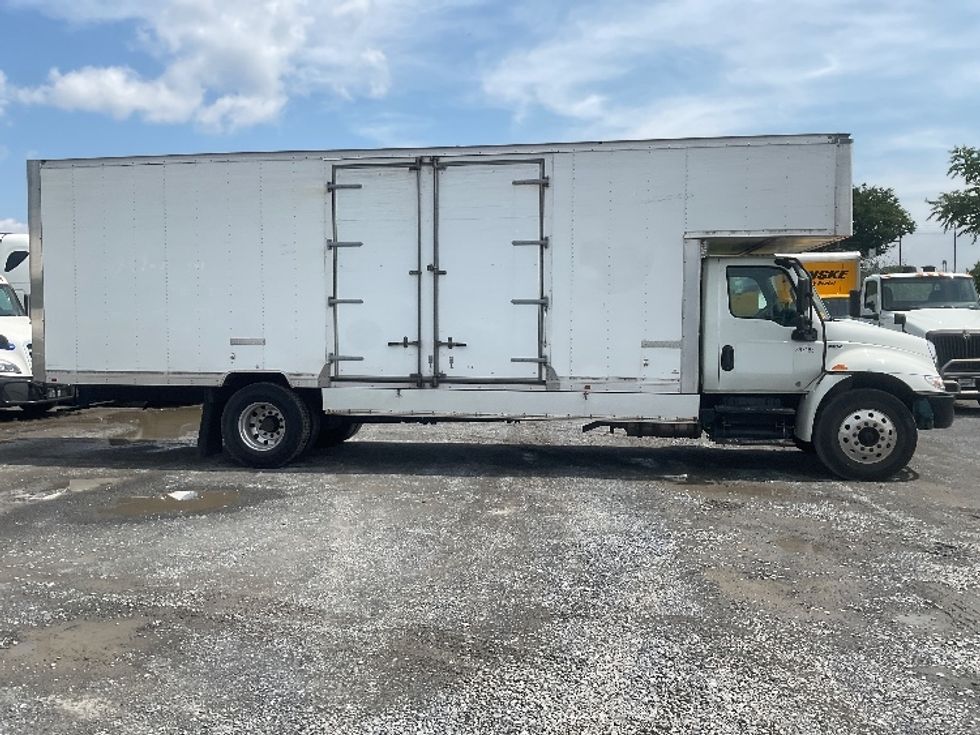 Medium Duty Box Truck-Light and Medium Duty Trucks-International-2020-MV607-Harrisburg-PA-157,159\n\t\tmiles-$ 54,750 - Image 14