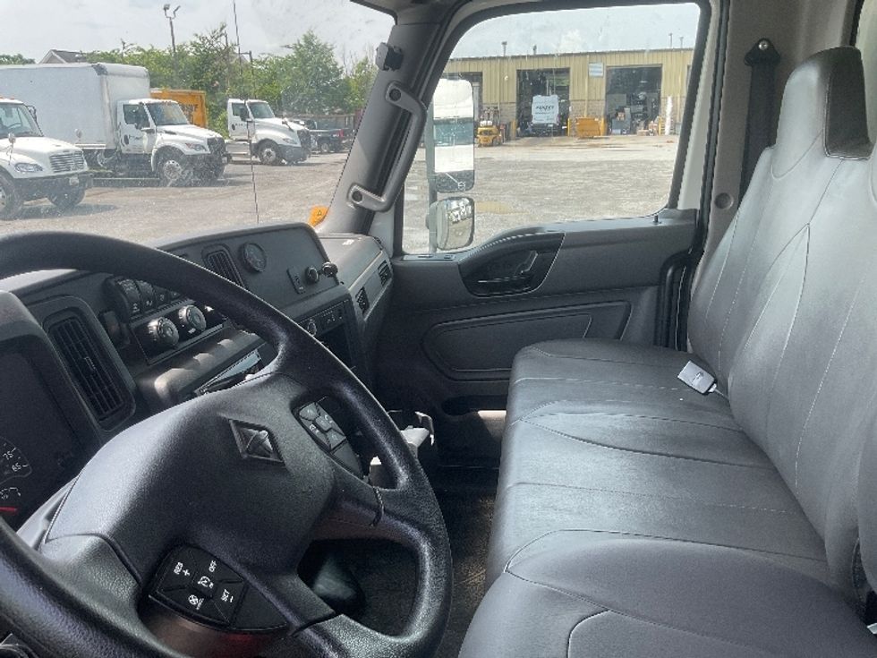 Medium Duty Box Truck-Light and Medium Duty Trucks-International-2020-MV607-Harrisburg-PA-157,159\n\t\tmiles-$ 54,750 - Image 18