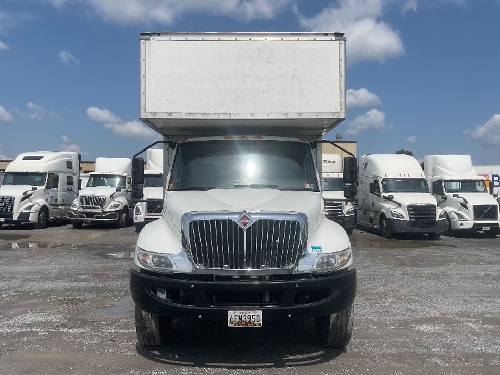 Medium Duty Box Truck-Light and Medium Duty Trucks-International-2020-MV607-Harrisburg-PA-157,159\n\t\tmiles-$ 54,750 - Image 2