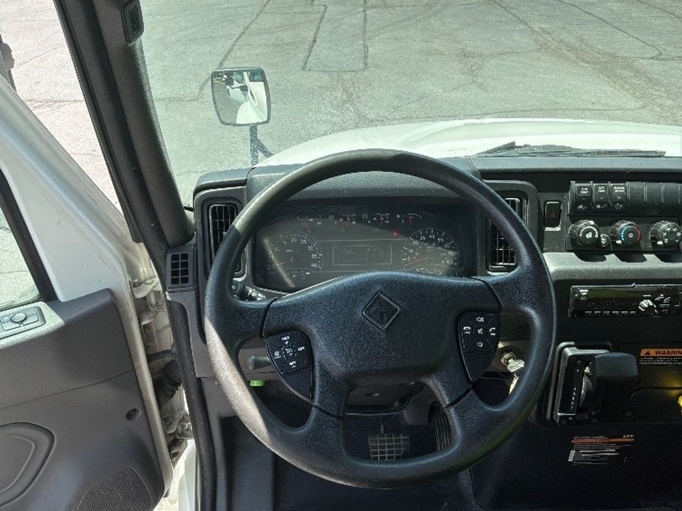 Medium Duty Box Truck-Light and Medium Duty Trucks-International-2020-MV607-Harrisburg-PA-199,589\n\t\tmiles-$ 44,250 - Image 18