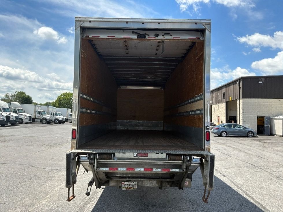 Medium Duty Box Truck-Light and Medium Duty Trucks-International-2020-MV607-Harrisburg-PA-199,589\n\t\tmiles-$ 44,250 - Image 8